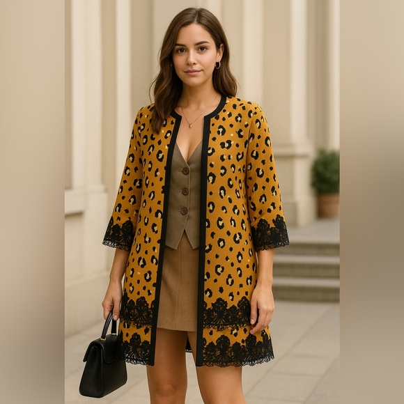 RARE Chloe Dao Leopard Print Jacket with Black Lace Trim Size Medium - Picture 1 of 9